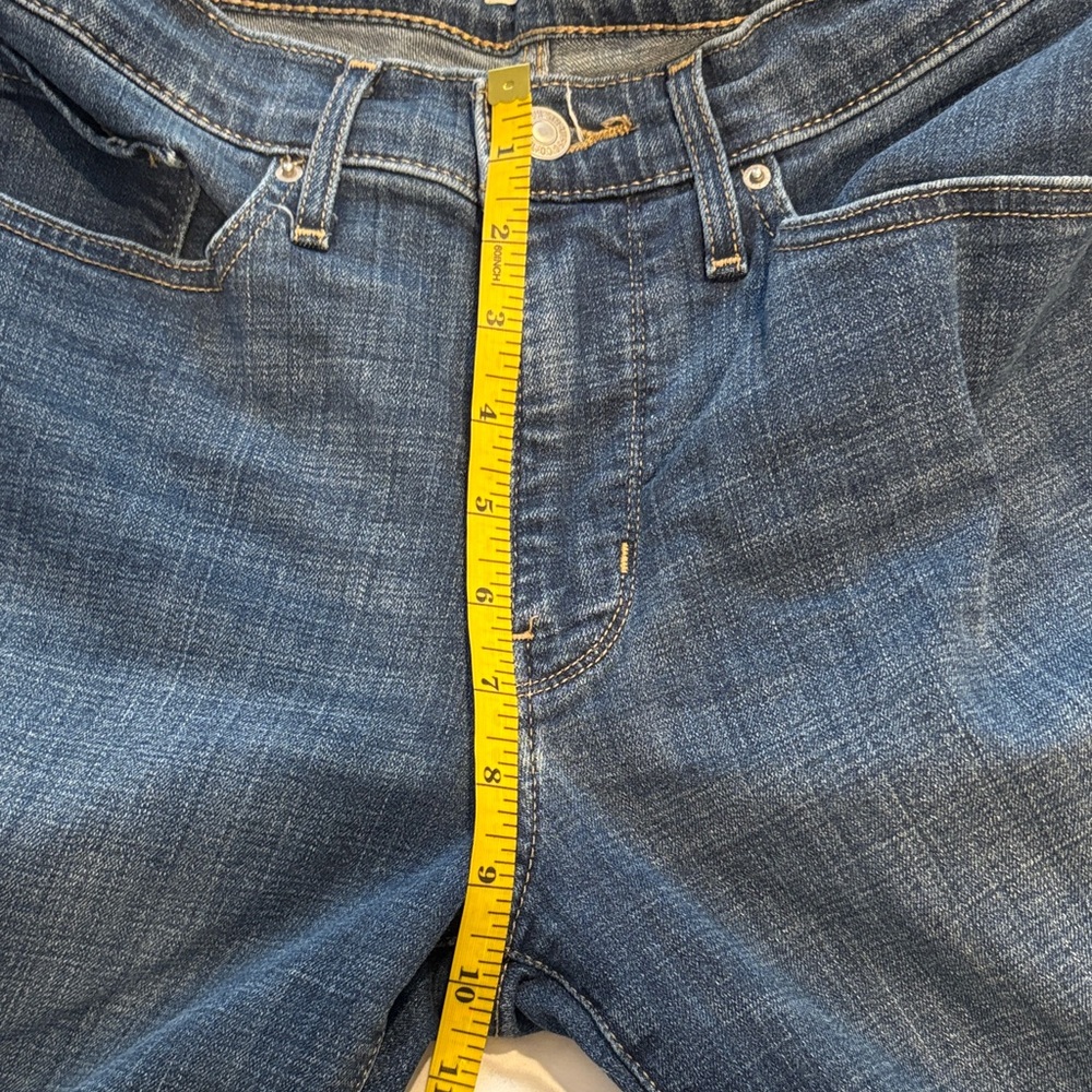 Levi 315 Shaping Bootcut Jeans for Women - Picture 5 of 7